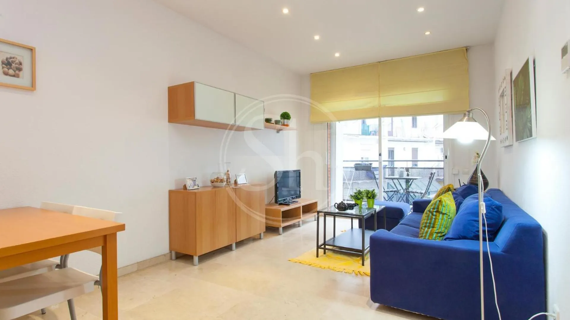 Nice Apartment In Monumental Barcelona 0*,  España